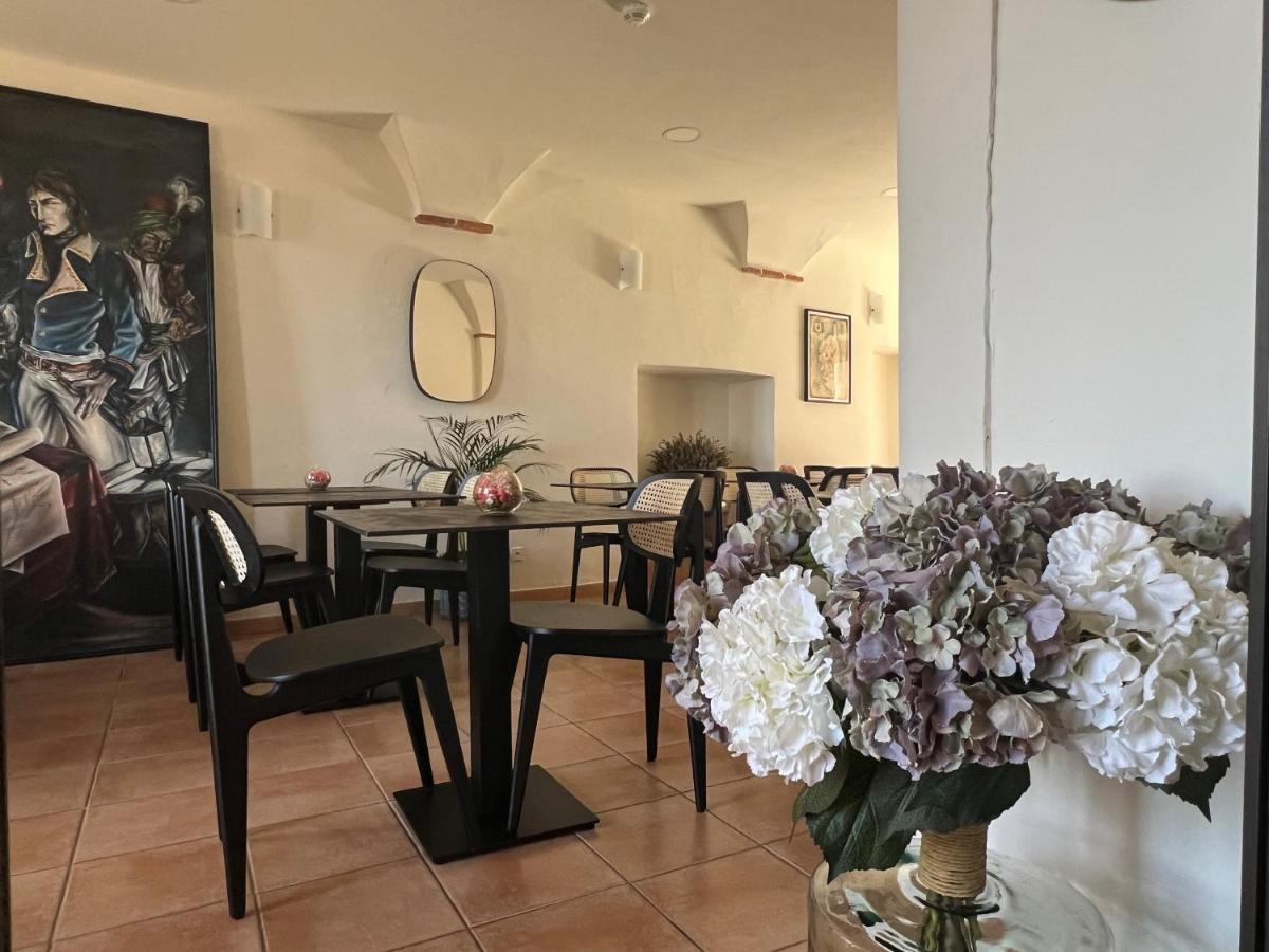 Hotel Posta Vecchia Bastia  Bagian luar foto