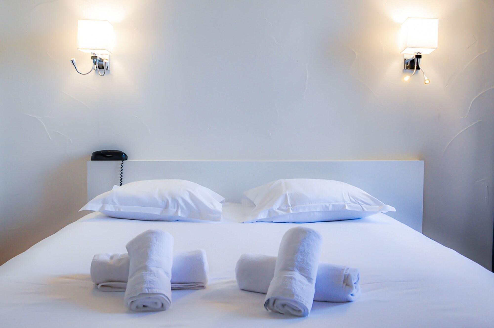 Hotel Posta Vecchia Bastia  Bagian luar foto